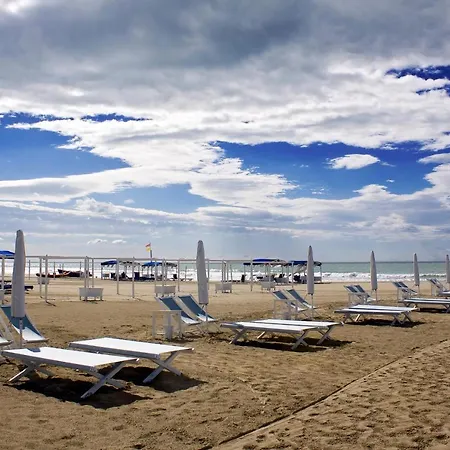 Casa Vittoria 800mt From Sea * Forte dei Marmi
