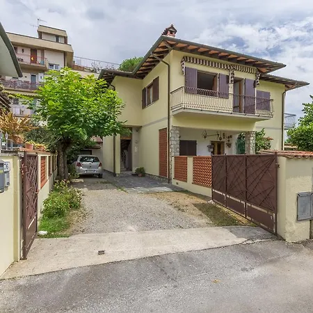 Casa Vittoria 800mt From Sea Forte dei Marmi